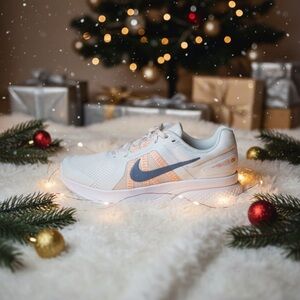 Nike White and Peach Running Shoes